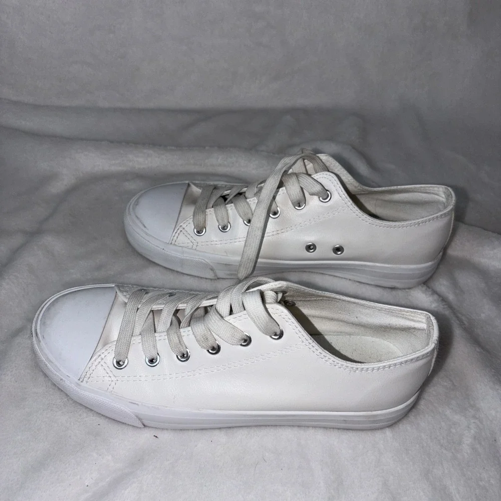 Low Top Women's PU Fashion Shoes Size 9 M, White Casual Walk Sneakers Retro‎ Y2K